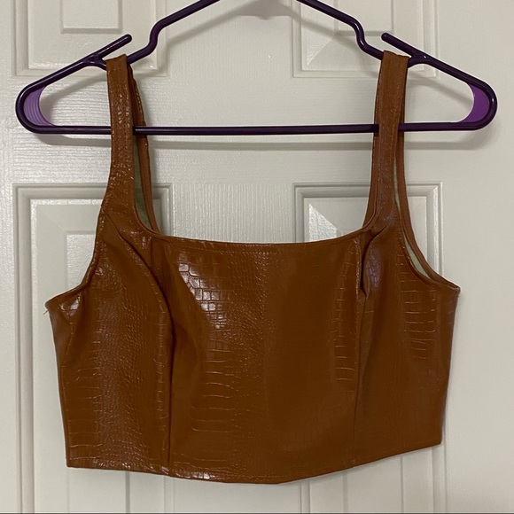 CIDER • Brown Faux Leather Crocodile Crop Zippered Tank Top - Picture 2 of 5